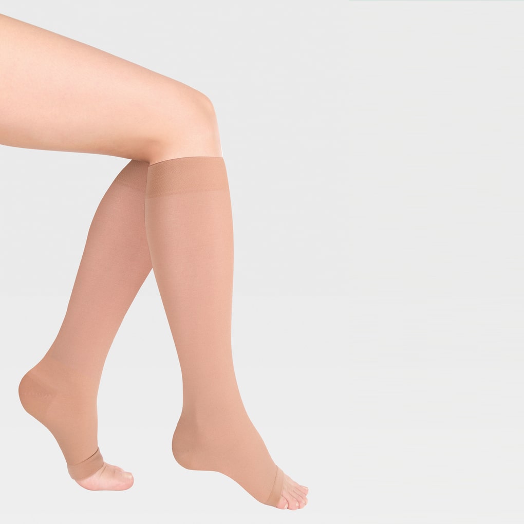 Calcetines hasta la rodilla con punta abierta ID-210