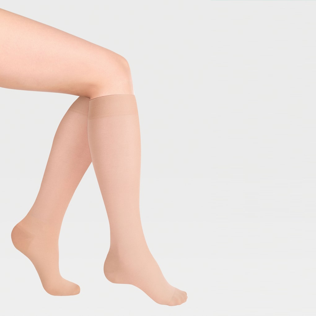 Calcetines hasta la rodilla con punta cerrada transparente translúcido ID-200T
