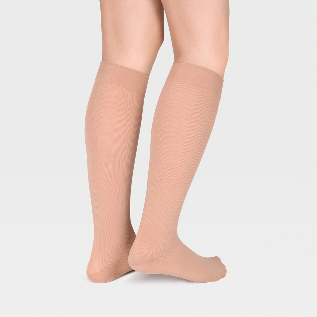 Calcetines hasta la rodilla de viaje con punta cerrada ID-235