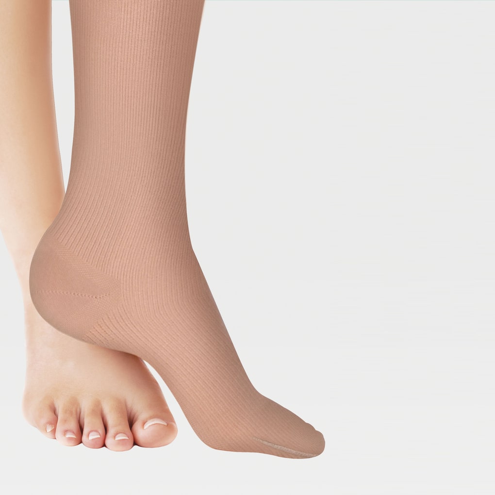 Calcetines hasta la rodilla de viaje con punta cerrada ID-235